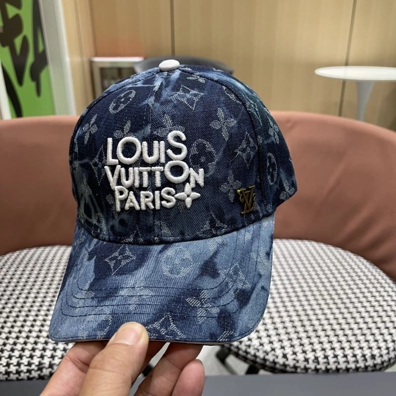 Colorful Louis Vuitton Caps 258224