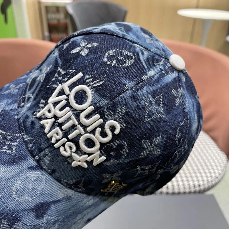 Colorful Louis Vuitton Caps 258224