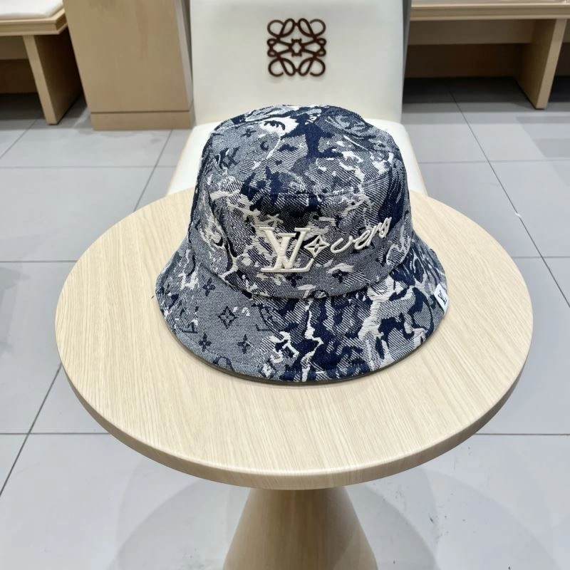 Louis Vuitton Caps MultiPurpose 258200