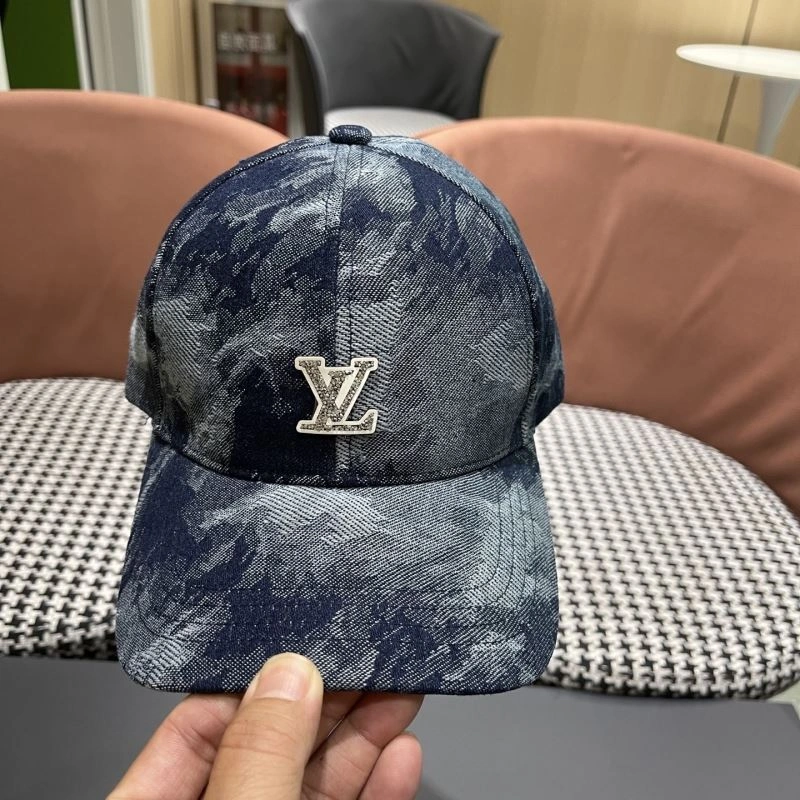 Effortless Louis Vuitton Caps 258216