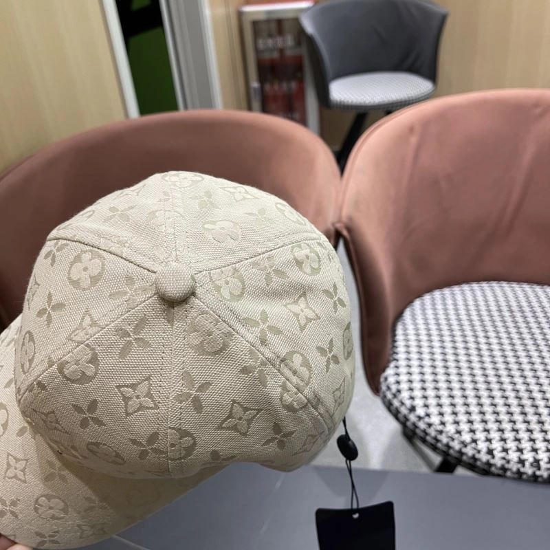 Practical Louis Vuitton Caps 258221