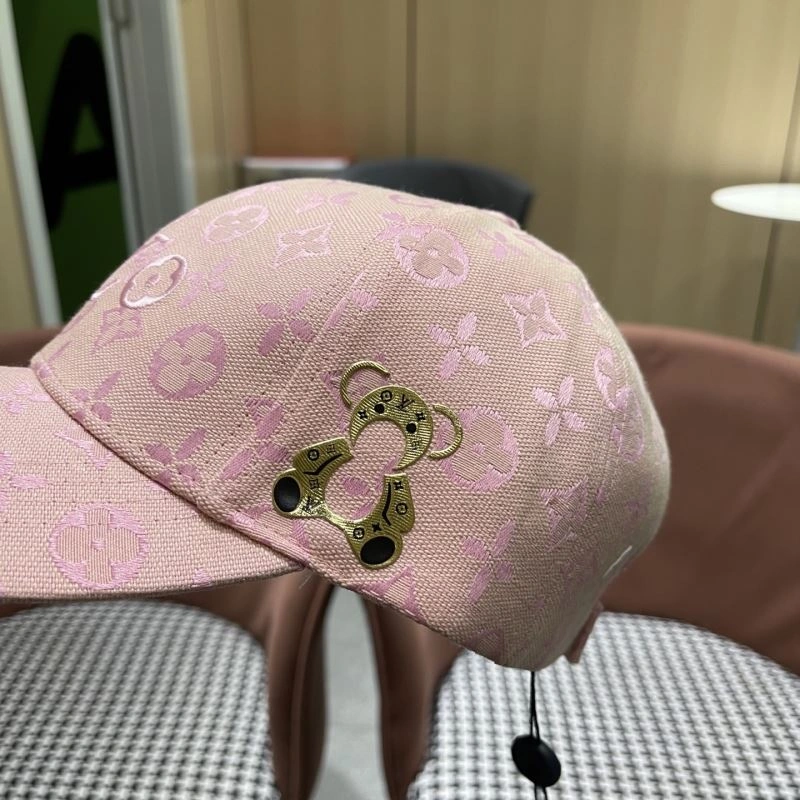 Colorful Louis Vuitton Caps 258205