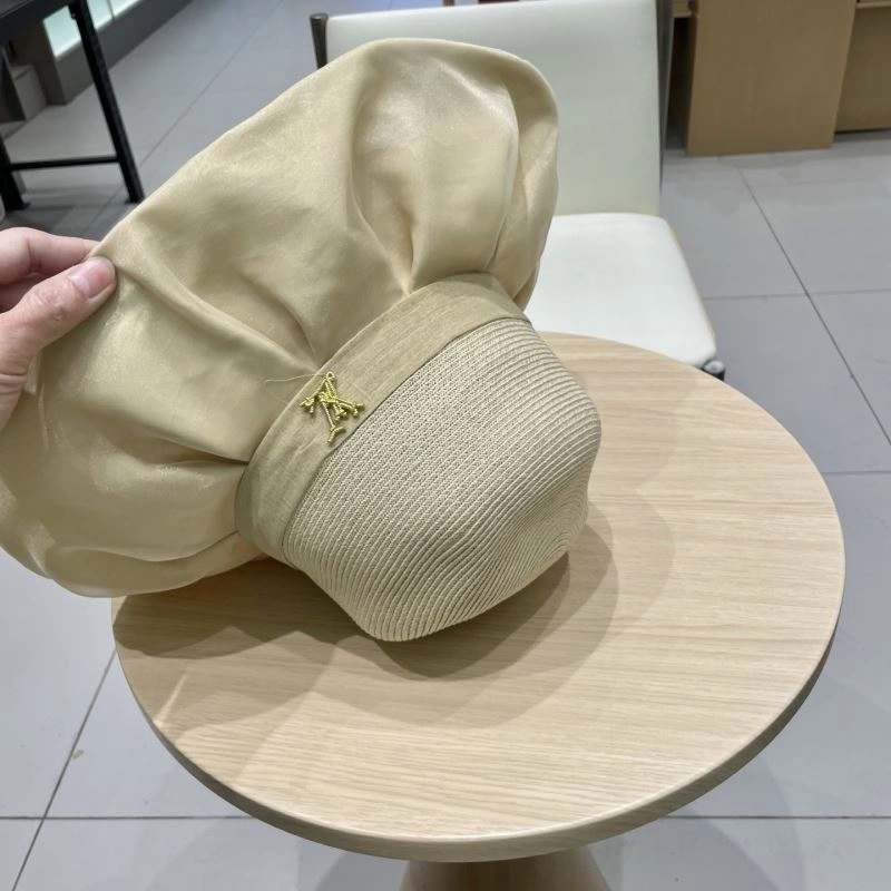 Louis Vuitton Caps Resilient 258211