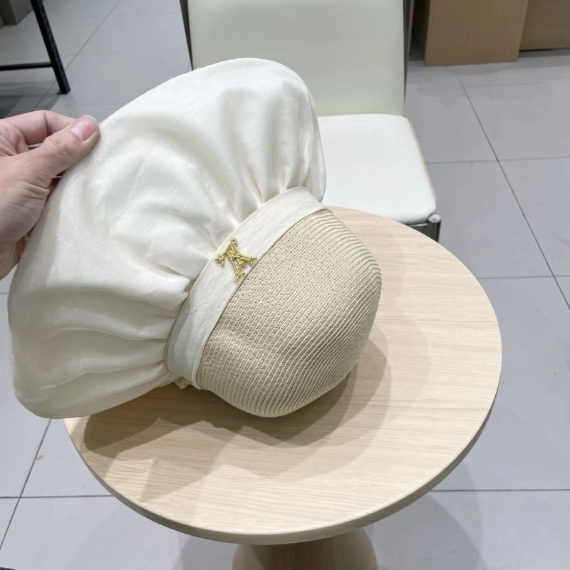 Tailored Louis Vuitton Caps 258198