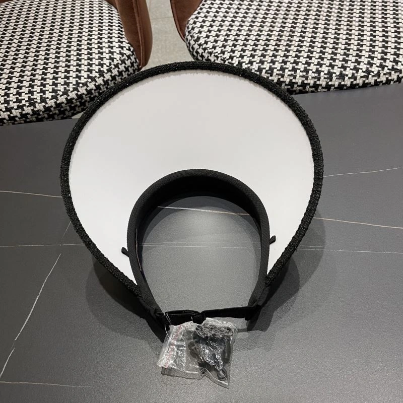 Effortless Louis Vuitton Caps 258193