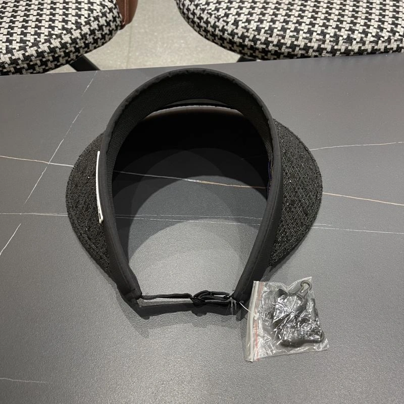 Effortless Louis Vuitton Caps 258193