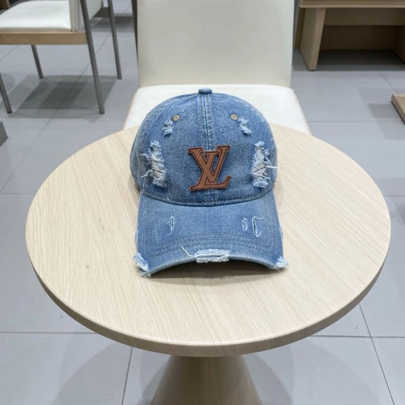 Louis Vuitton Caps Supportive 258168