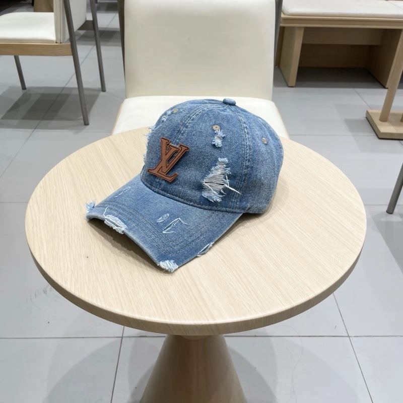 Louis Vuitton Caps Supportive 258168