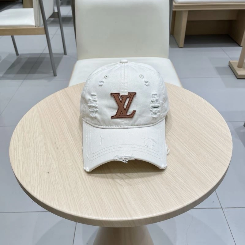 Bold Louis Vuitton Caps 258178