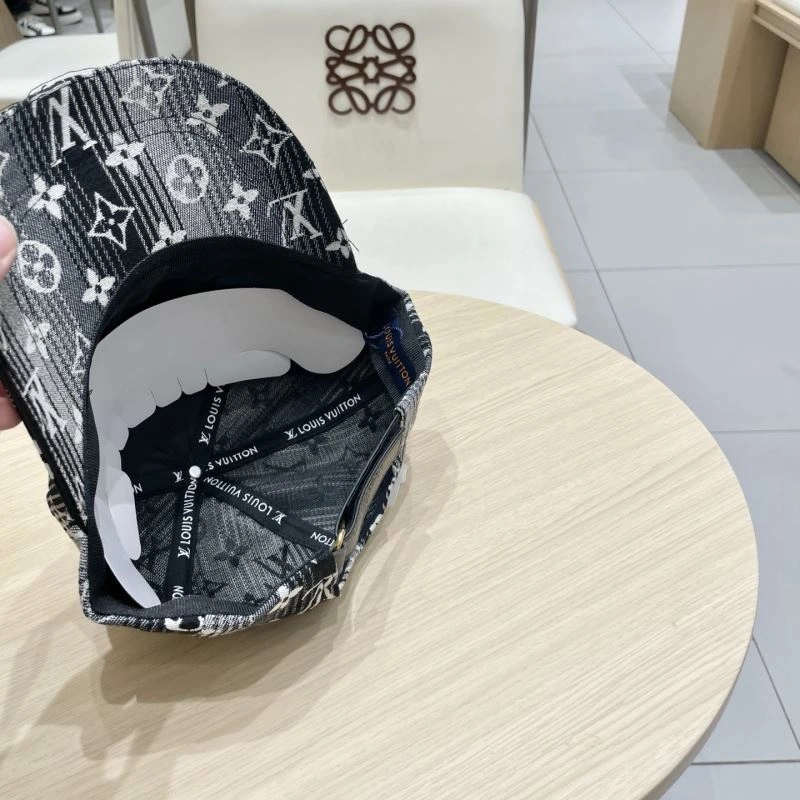 Supportive Louis Vuitton Caps 258167