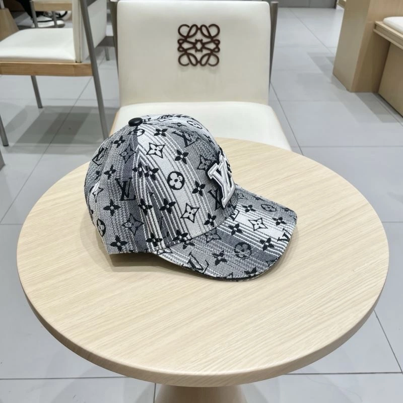 Louis Vuitton Caps Vibrant 258175