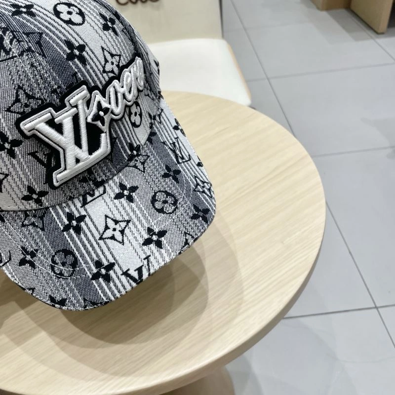 Louis Vuitton Caps Vibrant 258175