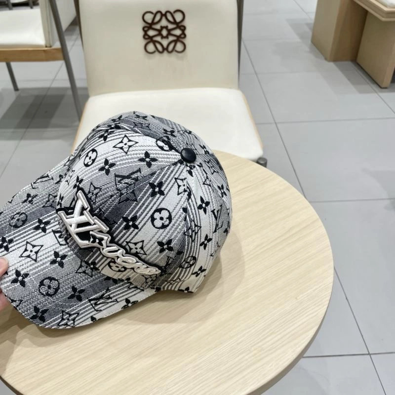 Louis Vuitton Caps Vibrant 258175