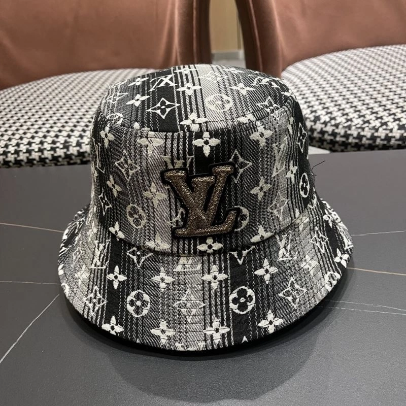 Louis Vuitton Caps Versatile 258153