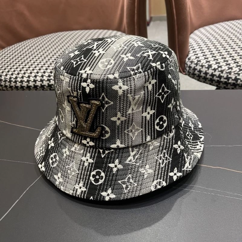Louis Vuitton Caps Versatile 258153