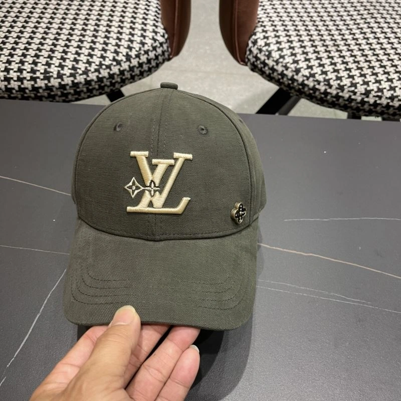 Fashionable Louis Vuitton Caps 258128