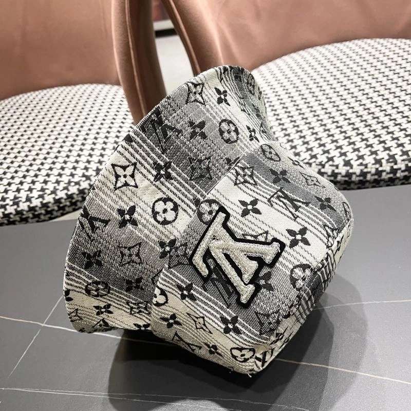 Louis Vuitton Caps OnTrend 258129