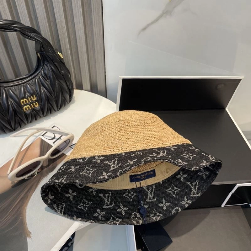 Louis Vuitton Caps Bright 258122