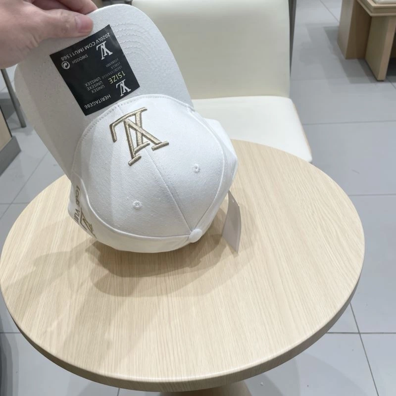Louis Vuitton Caps Attractive 258132