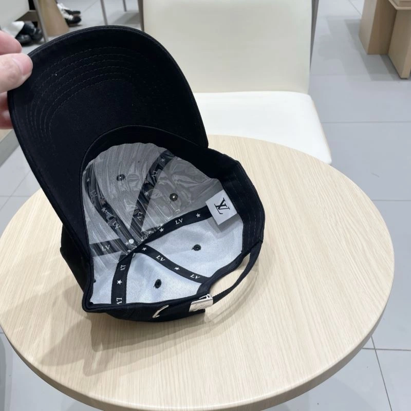 SportInspired Louis Vuitton Caps 258112