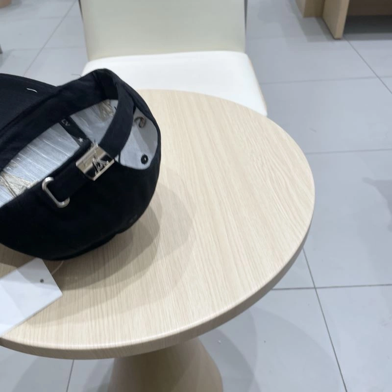 Louis Vuitton Caps MoistureWicking 258113