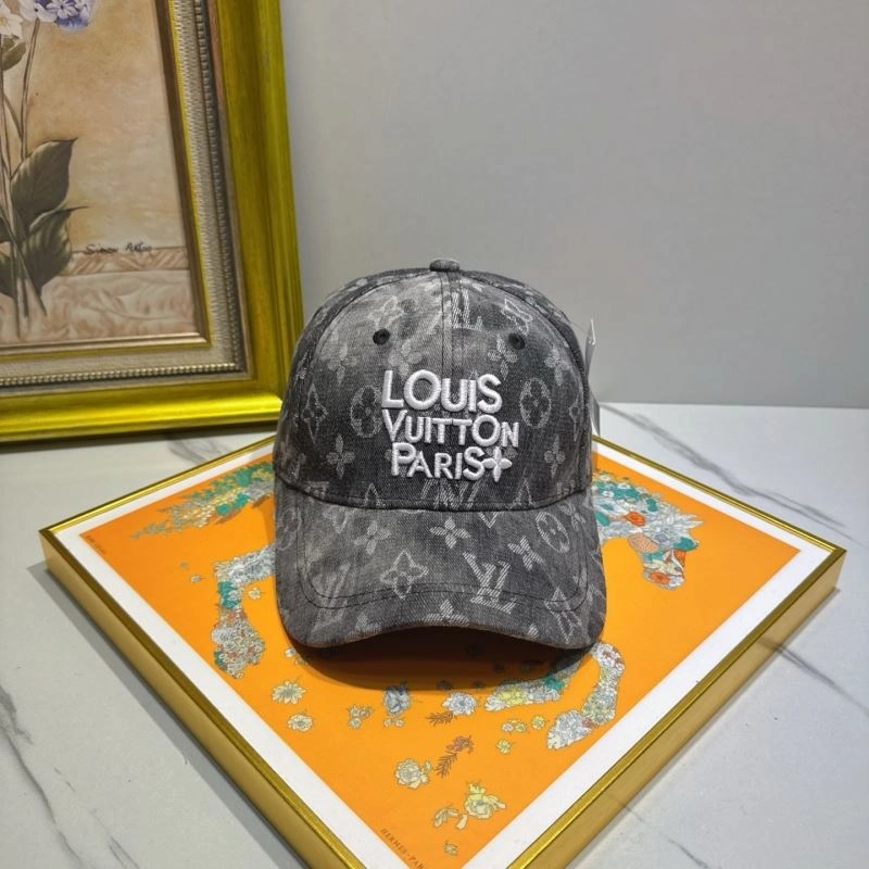 Louis Vuitton Caps EyeCatching 258109