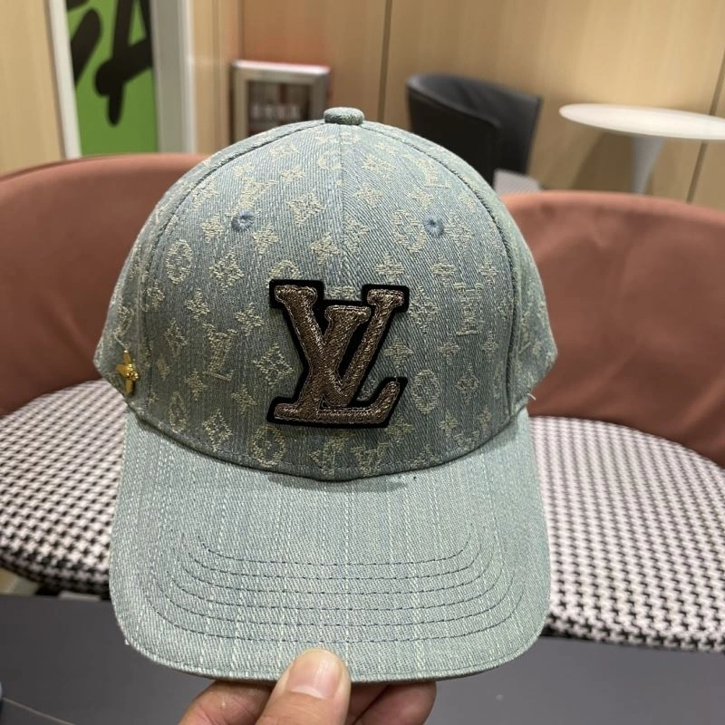 Louis Vuitton Caps Bold 258105
