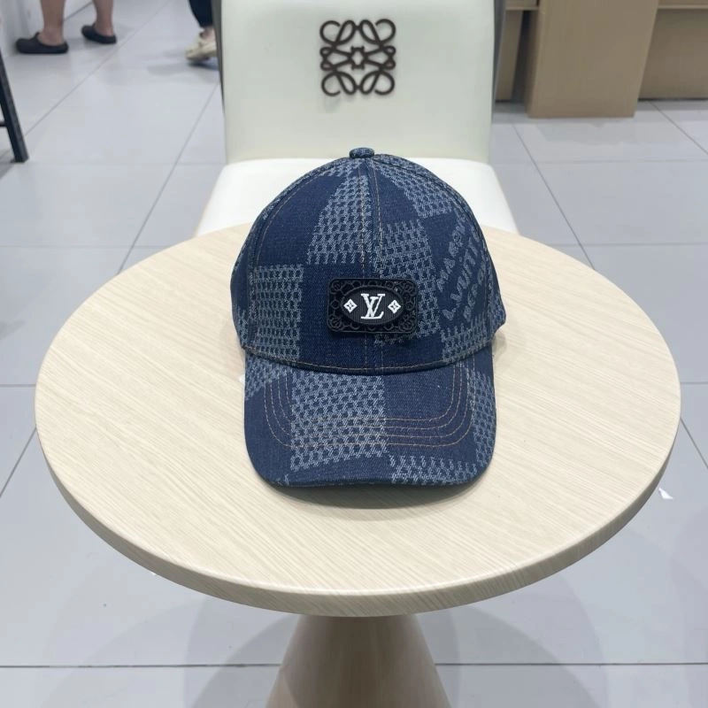 Louis Vuitton Caps EyeCatching 258077