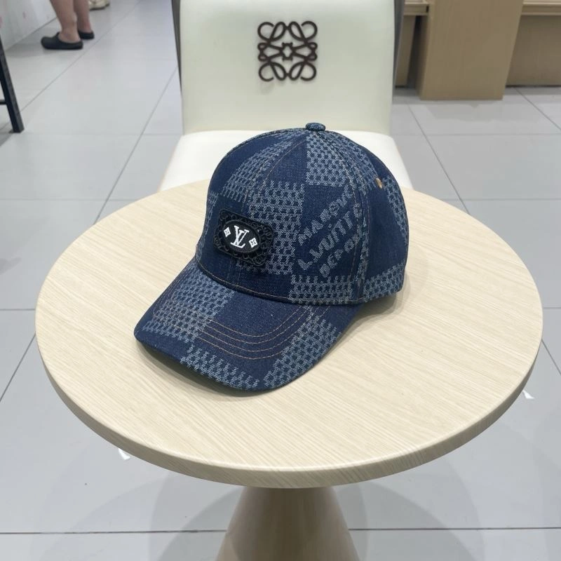 Louis Vuitton Caps EyeCatching 258077