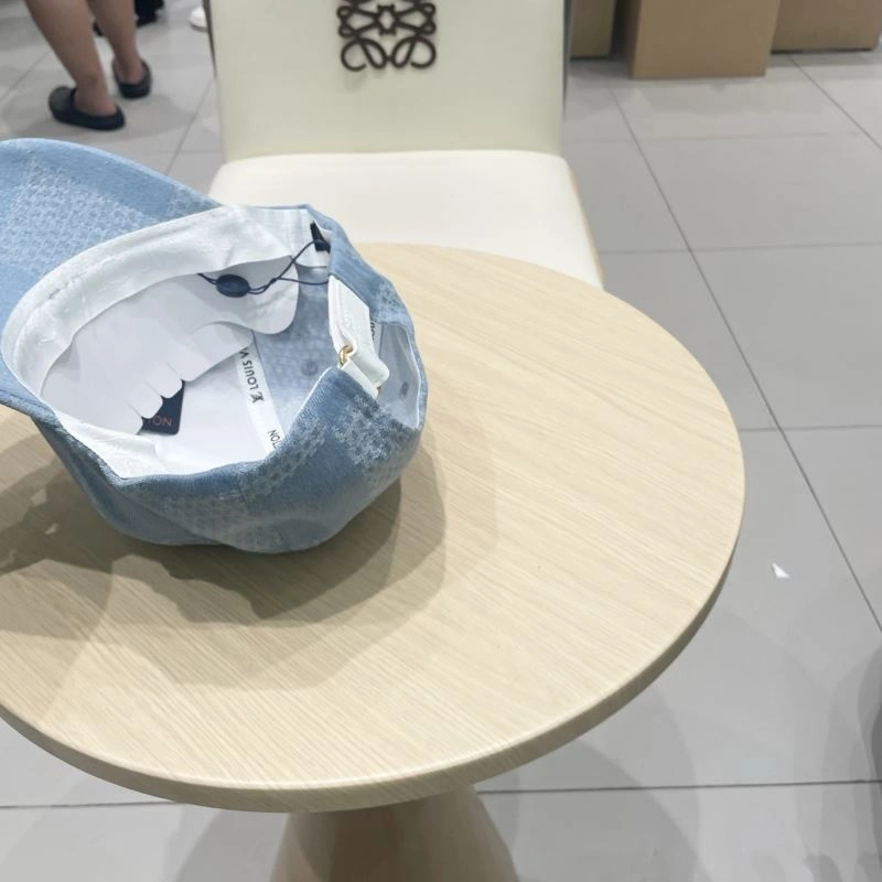Trendy Louis Vuitton Caps 258086