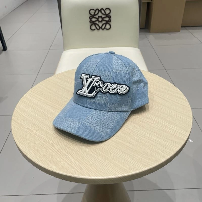 Louis Vuitton Caps Practical 258081
