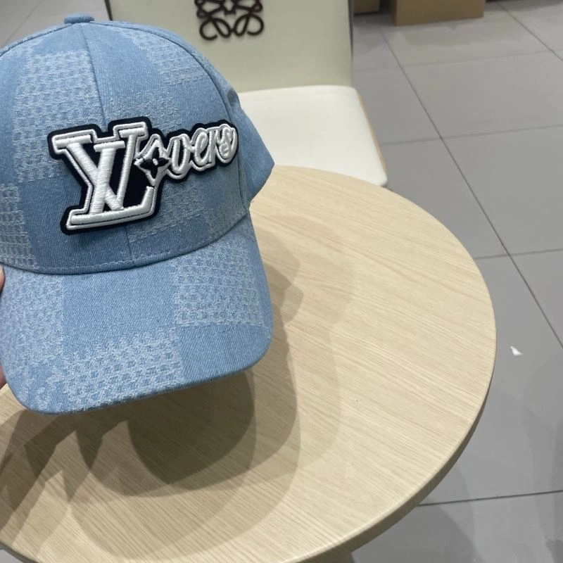 Louis Vuitton Caps Practical 258081