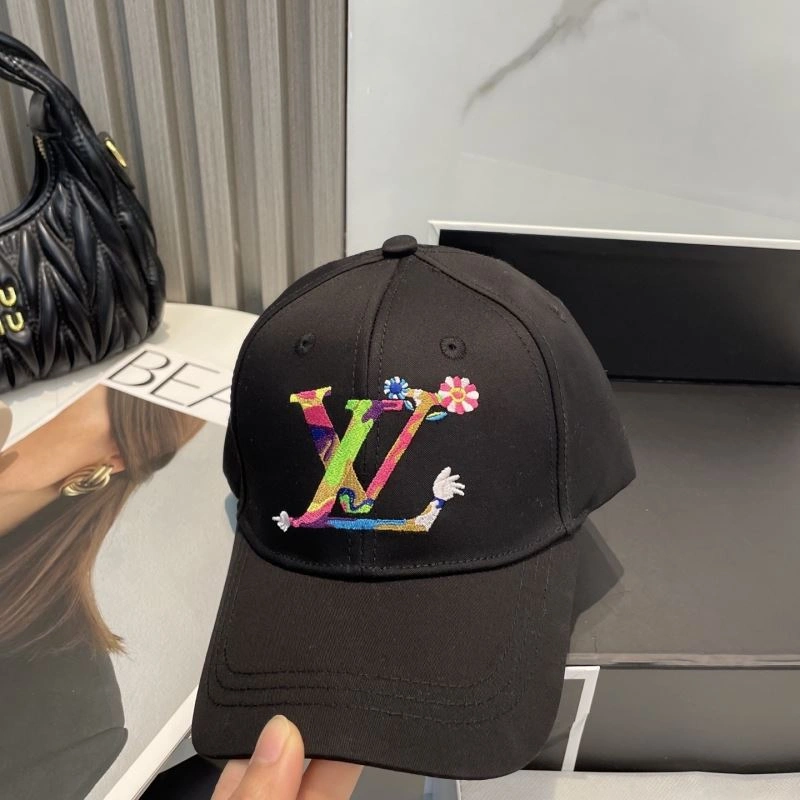 Bright Louis Vuitton Caps 258083