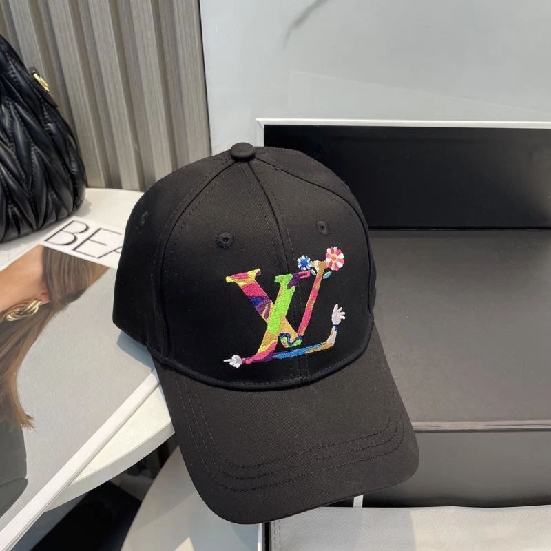 Bright Louis Vuitton Caps 258083