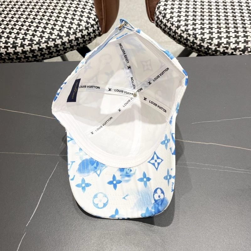 Stretchable Louis Vuitton Caps 258090