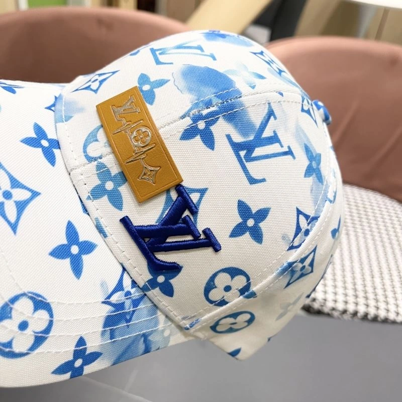 Stretchable Louis Vuitton Caps 258090