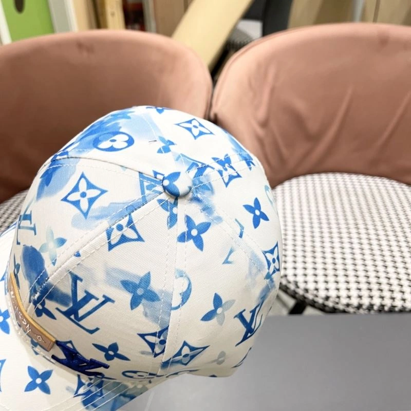 Stretchable Louis Vuitton Caps 258090