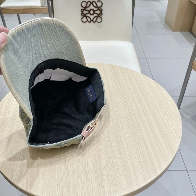 Louis Vuitton Caps SmartChoice 258100
