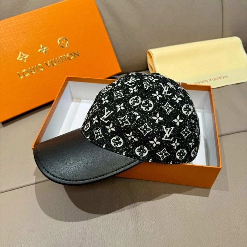 Flexible Louis Vuitton Caps 258067