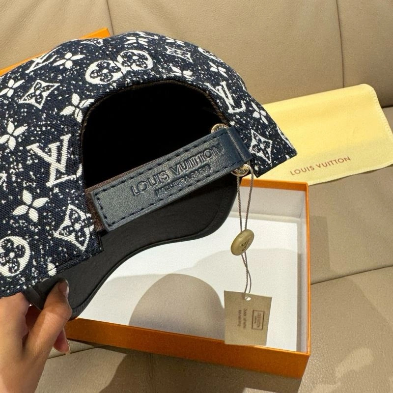 Louis Vuitton Caps Compact 258066