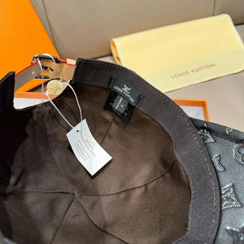 ModernLook Louis Vuitton Caps 258065