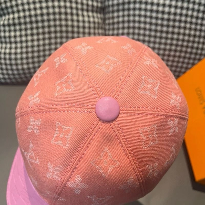 Louis Vuitton Caps Sophisticated 258062