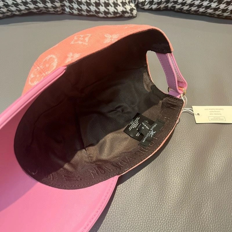 Louis Vuitton Caps Sophisticated 258062