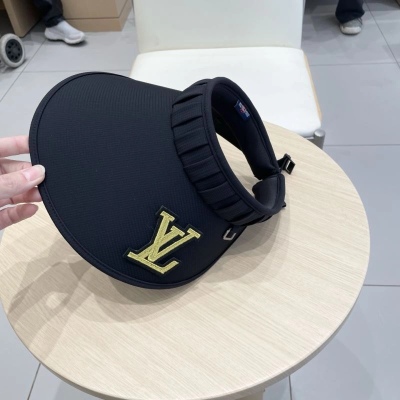 Louis Vuitton Caps Effortless 258034