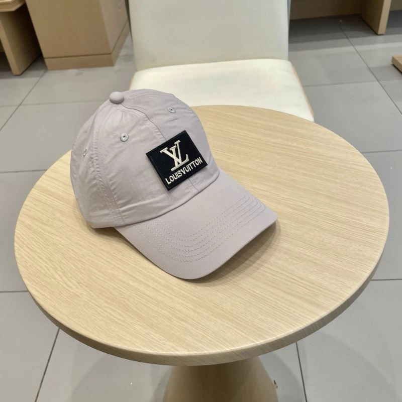 Louis Vuitton Caps Bold 258057