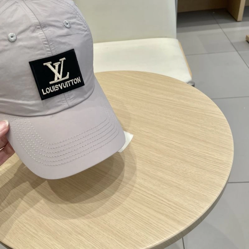 Louis Vuitton Caps Bold 258057