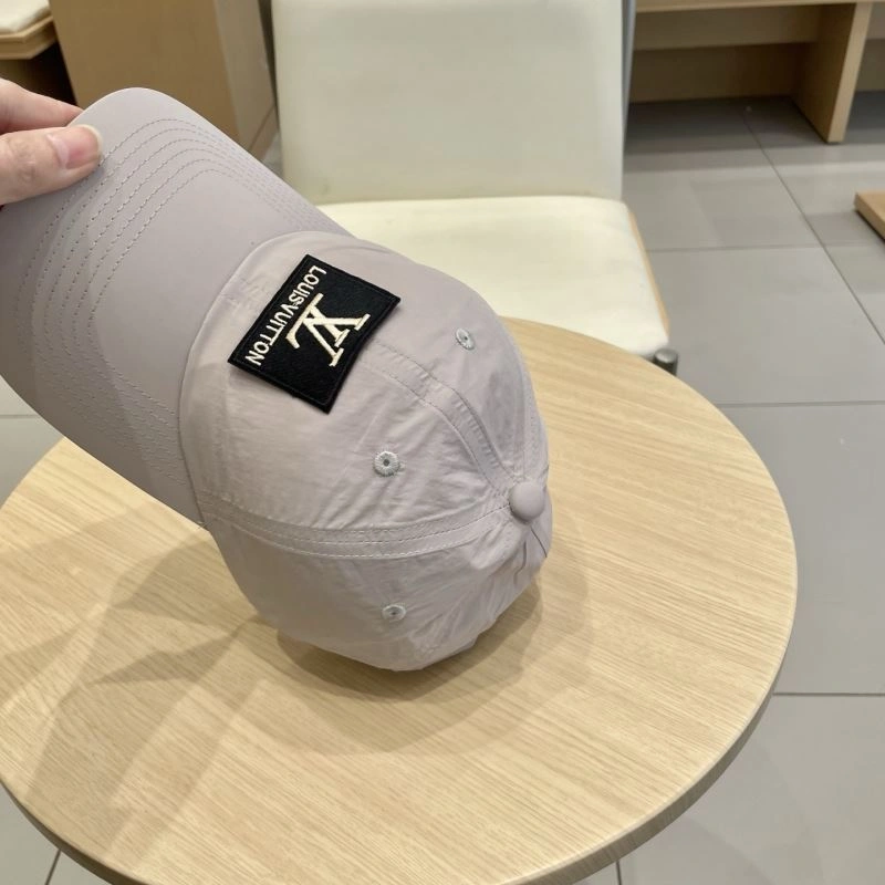 Louis Vuitton Caps Bold 258057