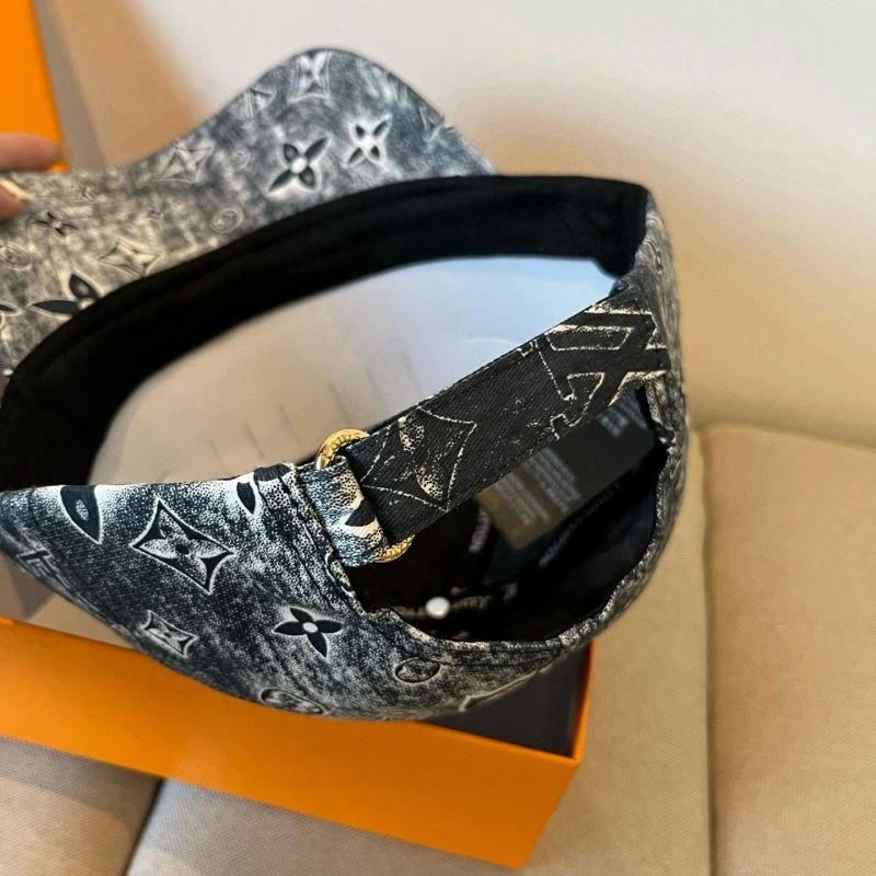 Louis Vuitton Caps Comfortable 258038