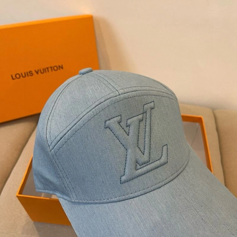 UrbanChic Louis Vuitton Caps 258046