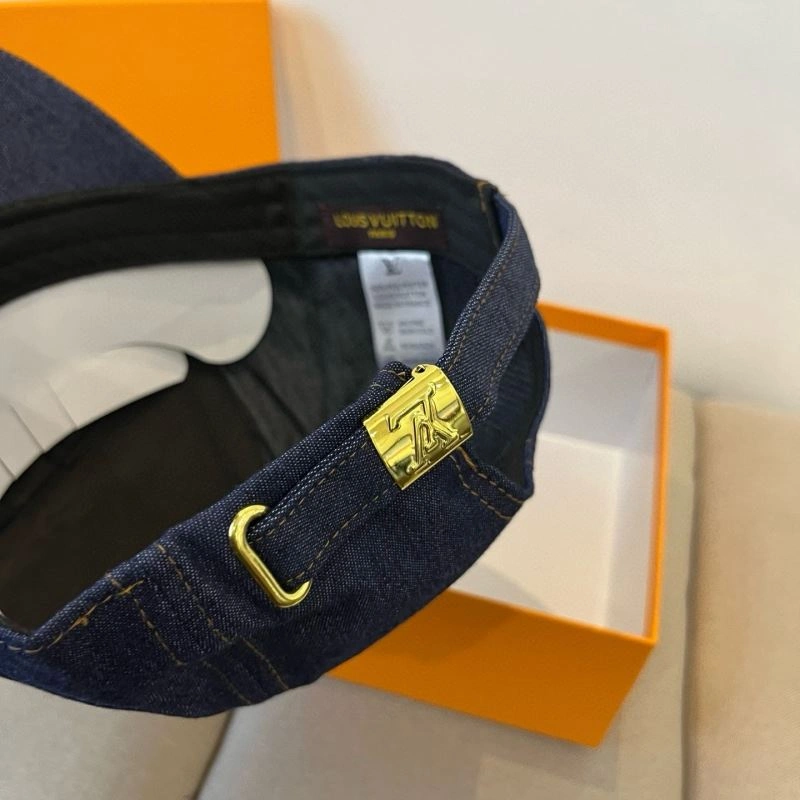 NewStyle Louis Vuitton Caps 258051